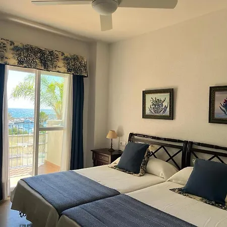 Lyrioshomes Precioso Puerto De * Estepona