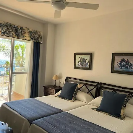 Lyrioshomes Precioso Puerto De * Εστεπόνα