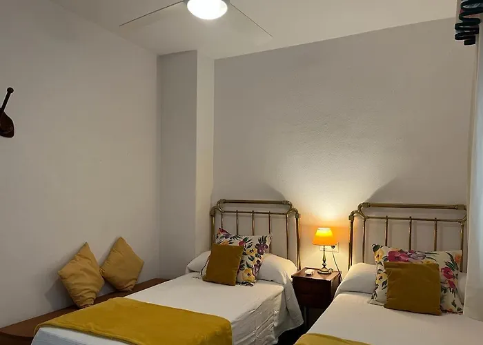 Lyrioshomes Precioso Puerto De Естепона